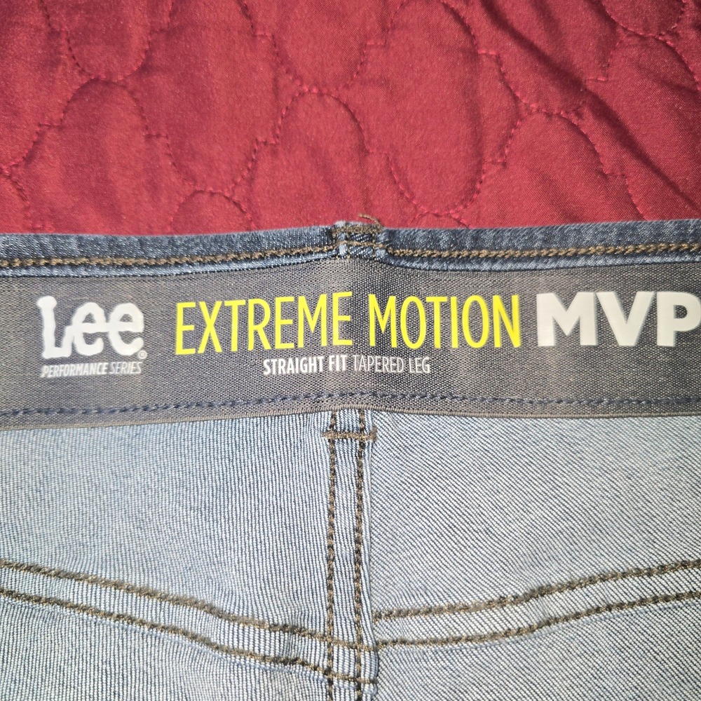 Lee Extreme Motion MVP Mens Jeans 38x30 Dark Blue Denim Wash - Picture 3 of 11